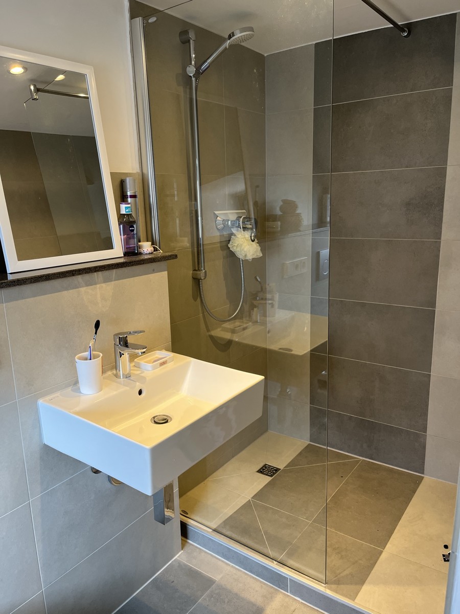 Badezimmer 1. OG Einfamilienhaus Kerpen