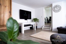  Top Rendite!
Voll vermietetes und modernisiertes Mehrfamilienhaus mit 2 Wohnheiten und 2 Hallen