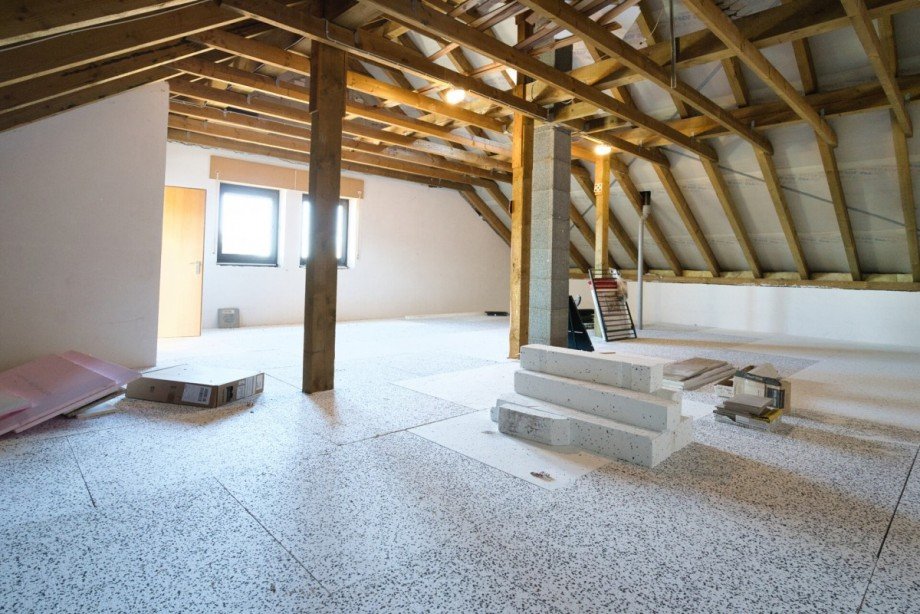 DG nicht ausgebaut Doppelhaush�lfte Langerwehe / Hamich