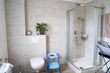  Top Rendite!
Voll vermietetes und modernisiertes Mehrfamilienhaus mit 2 Wohnheiten und 2 Hallen